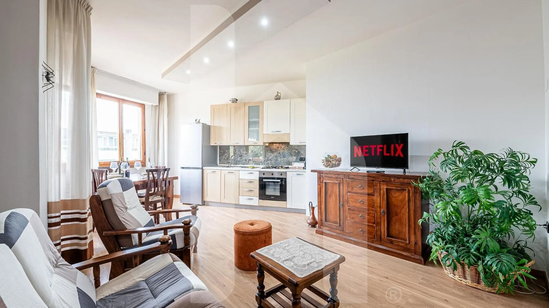 Homiday - Pisa - Elegant Apartment- 3 Camere 2 Bagni