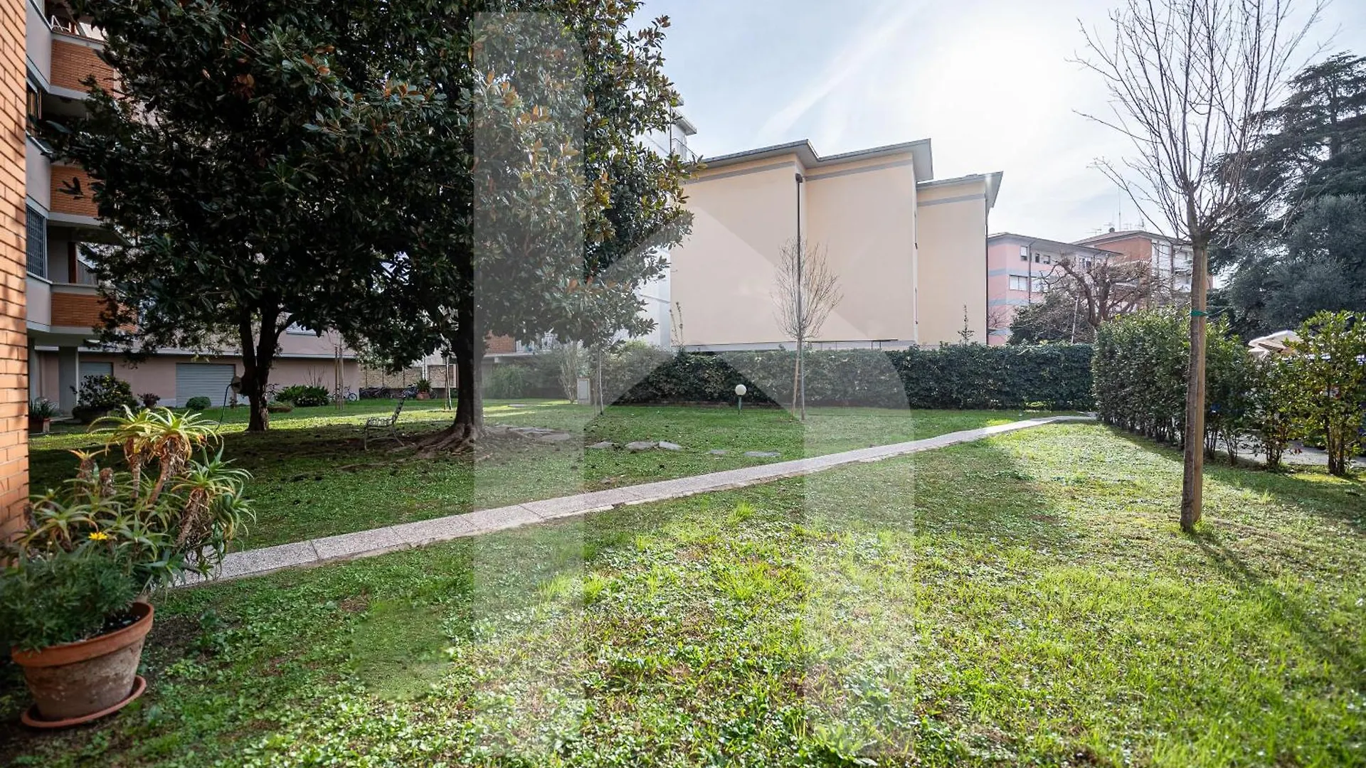 Homiday - Pisa - Elegant Apartment- 3 Camere 2 Bagni