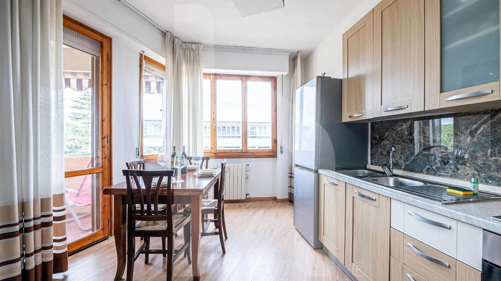 Homiday - Pisa - Elegant Apartment- 3 Camere 2 Bagni